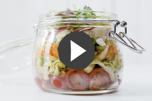 food-foto_ela-ruether_video_salat-glas